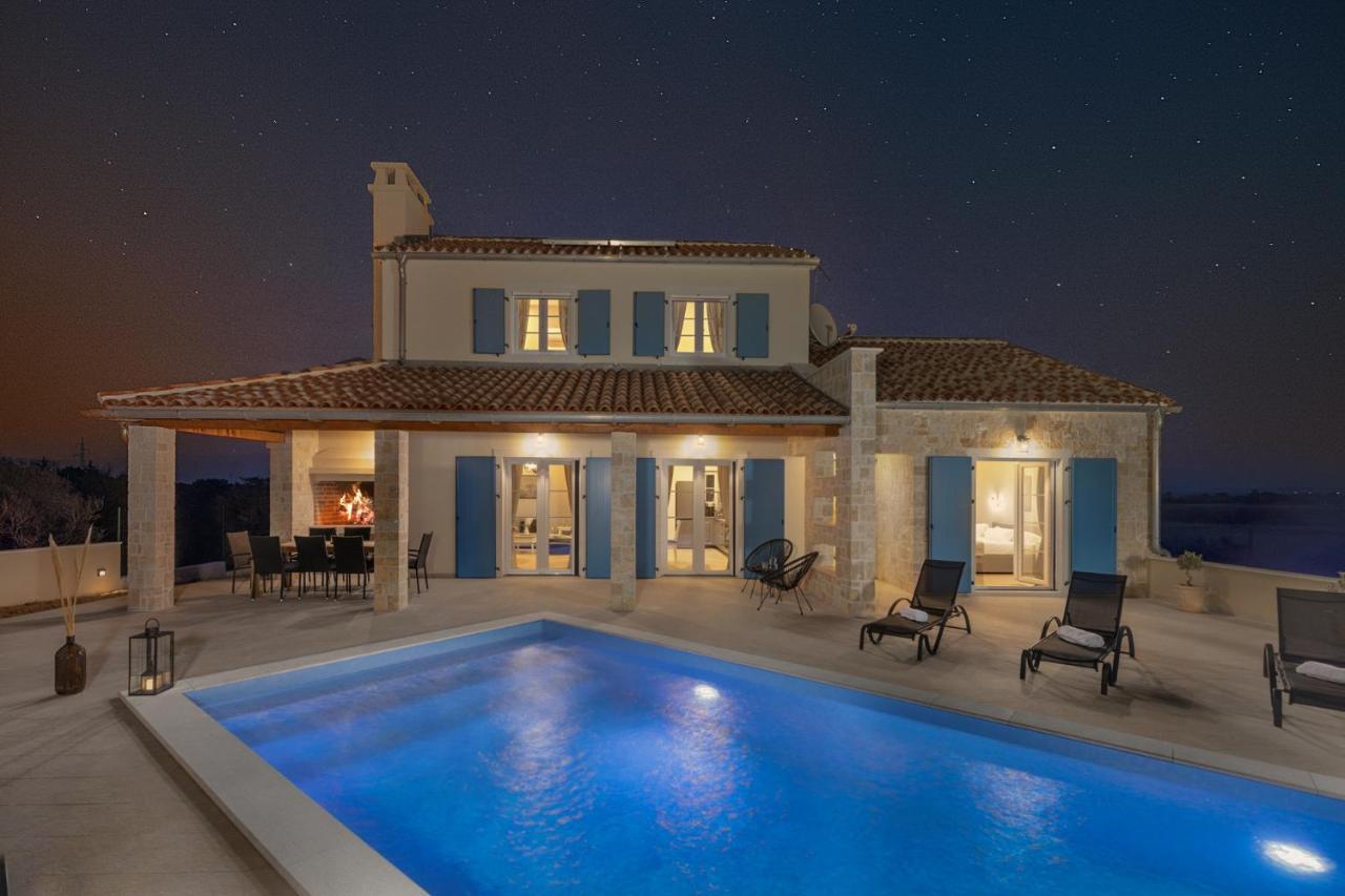 Villa Mediterra Prima Nin Extérieur photo