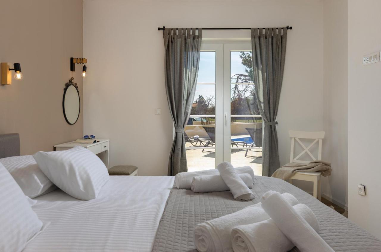 Villa Mediterra Prima Nin Extérieur photo