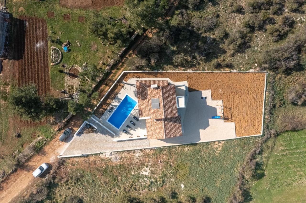 Villa Mediterra Prima Nin Extérieur photo