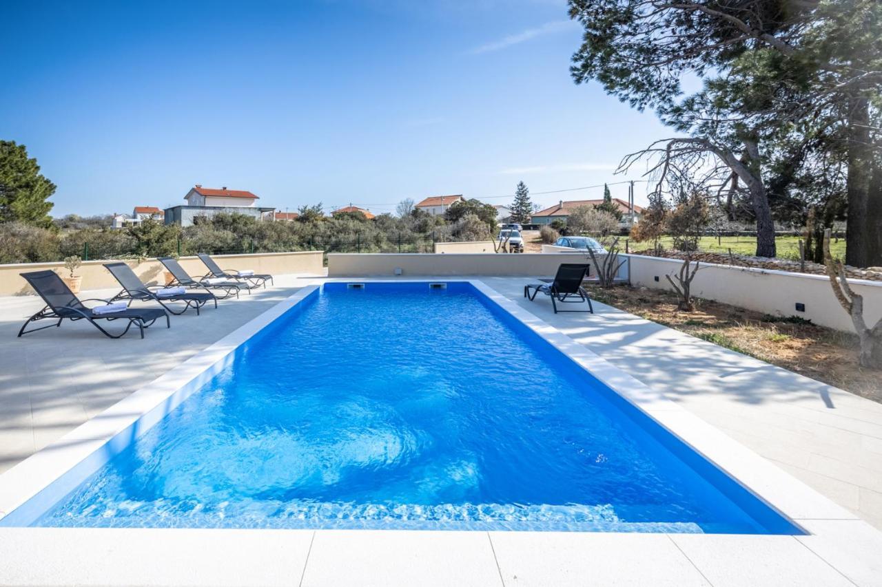 Villa Mediterra Prima Nin Extérieur photo